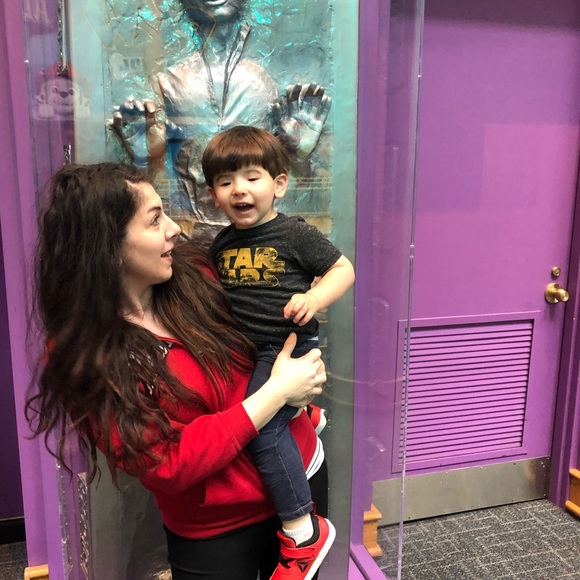 Meet your Posher, Olivia - Picture 4 of 5